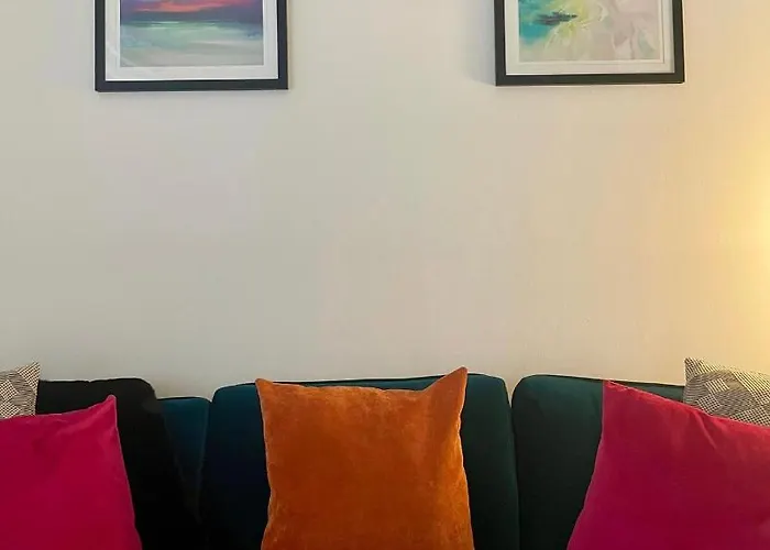 Central Inverness Flat Close To Hospital And Uhi