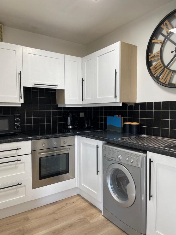 Inverness Flat Close To Hospital And Uhi *